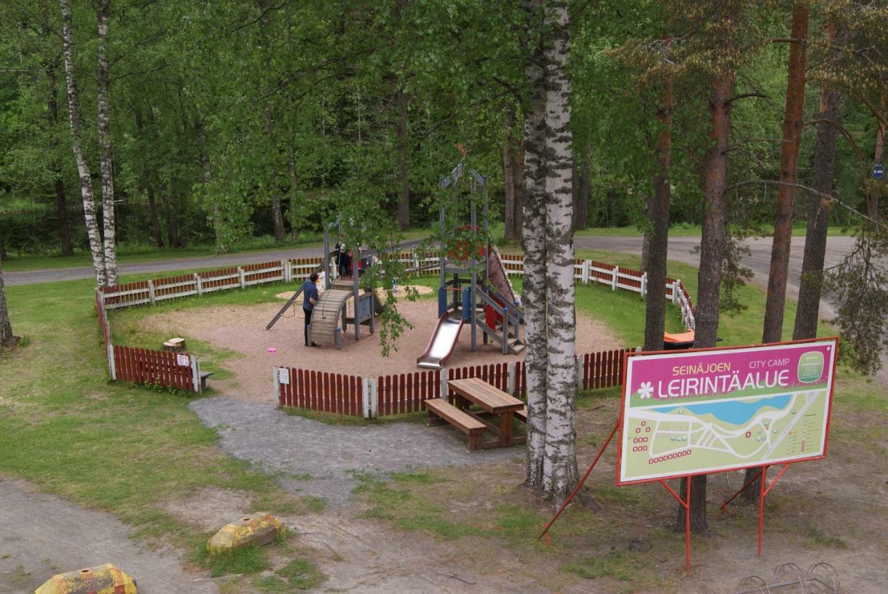 Seinaejoen Leirintaealue Hotel Seinäjoki Екстериор снимка